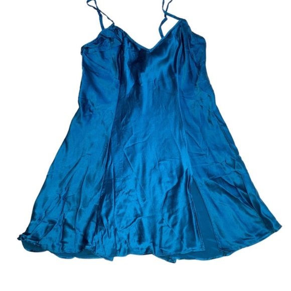 Victoria's Secret - Vintage 100% silk slip - Picture 5 of 11